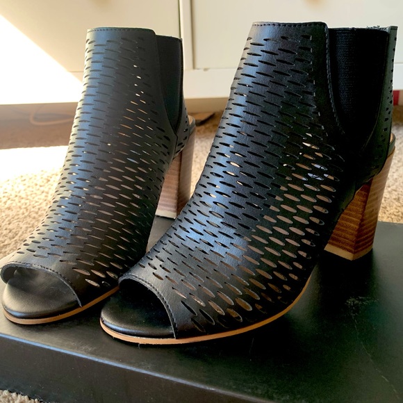 Steve Madden Block heels - Picture 1 of 8